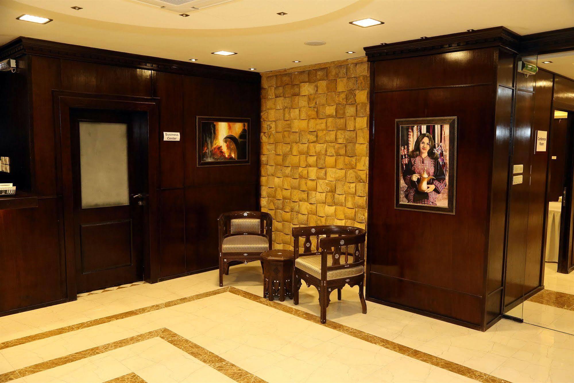Saint John Hotel Madaba Exterior photo