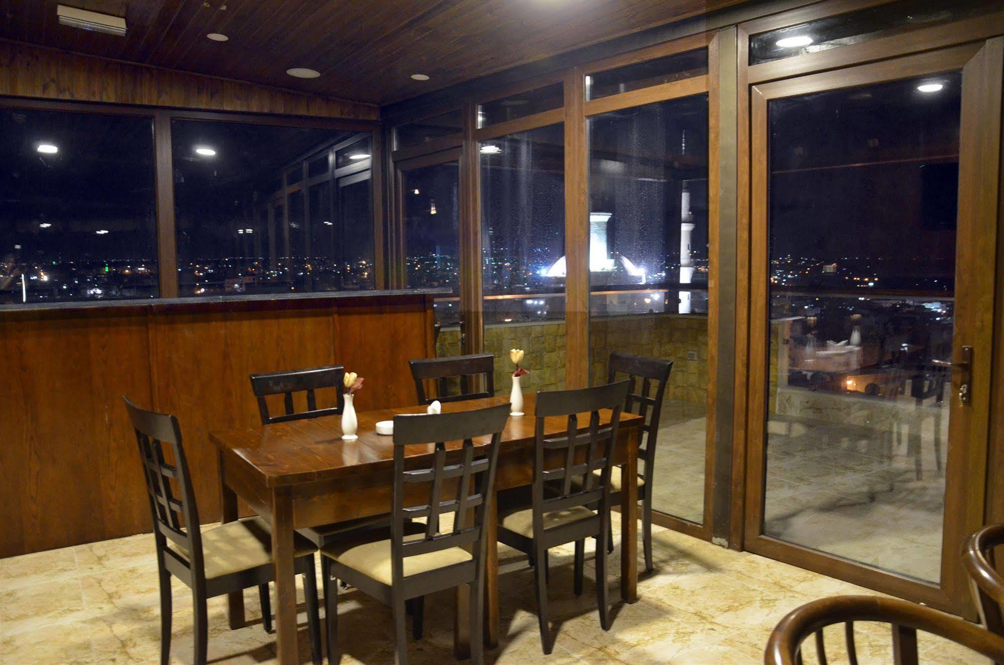 Saint John Hotel Madaba Exterior photo